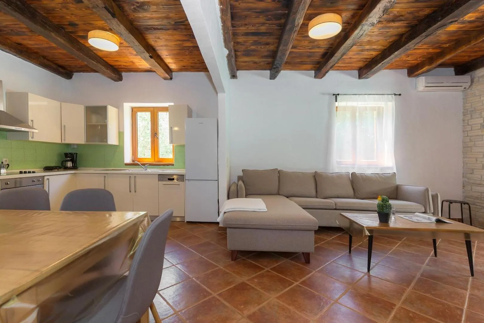 Holiday home Sunny Holiday House With Private Pool Butkovici